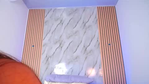 Marinella16 online show from January 16, 12:50 am