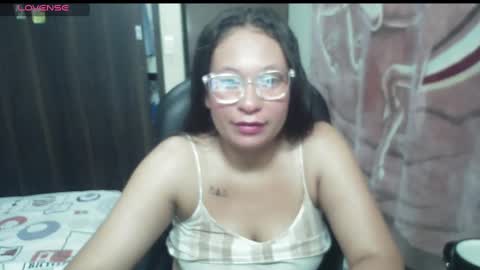 Snapshot of maritsa_millerr chatting on February 12, 11:29 am maritsa online show from February 12, 11:29 am
