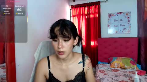 Snapshot of marley_jane_ chatting on October 6, 7:07 pm marley online show from October 6, 7:07 pm