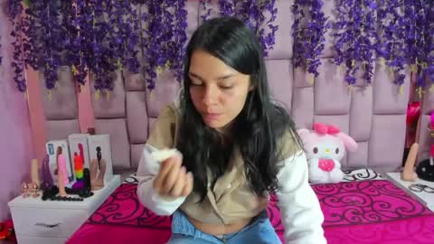 Snapshot of marlyanal chatting on January 13, 1:17 pm Marly Anal  online show from January 13, 1:17 pm