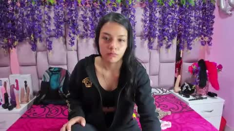 Snapshot of marlyanal chatting on February 17, 1:22 pm Marly Anal  online show from February 17, 1:22 pm