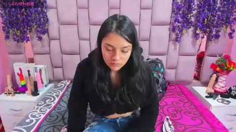 Snapshot of marlyanal chatting on March 11, 2:18 pm Marly Anal  online show from March 11, 2:18 pm