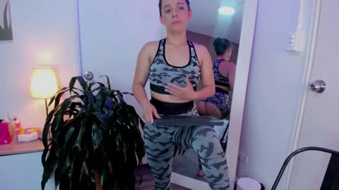Snapshot of martinarizzi chatting on October 8, 4:17 am martina rizzi online show from October 8, 4:17 am
