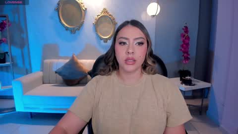 Martinna Bonnet online show from January 23, 1:13 pm