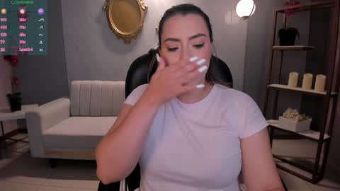 Martinna Bonnet online show from December 26, 11:21 am