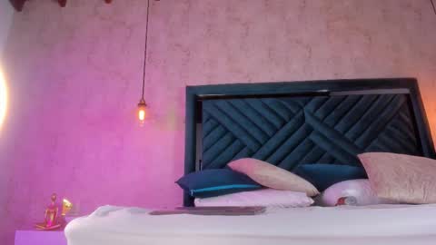 Martina online show from March 17, 7:40 pm