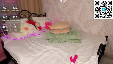 mary__bailey online show from November 24, 12:56 am