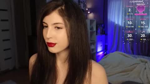 MaryMoore online show from November 1, 12:31 pm