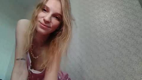 HI im Mary Dreams come true in my room online show from November 7, 7:14 am