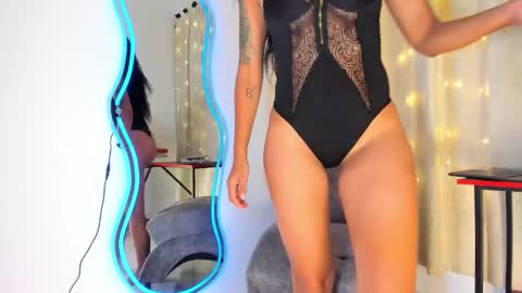 Snapshot of mary_white99 chatting on October 22, 8:14 pm mary_white99 online show from October 22, 8:14 pm