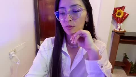 MARYAM online show from April 8, 12:29 pm