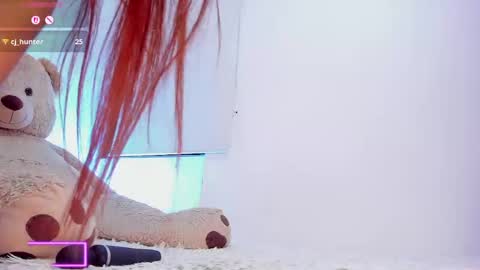 Mary online show from May 20, 1:57 am