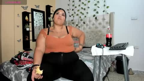 Marycurvy online show from December 7, 3:36 am