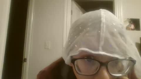 maryjaneflowers online show from March 27, 9:21 am