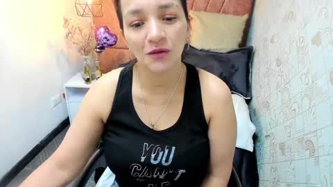 Marylin online show from November 6, 8:15 pm