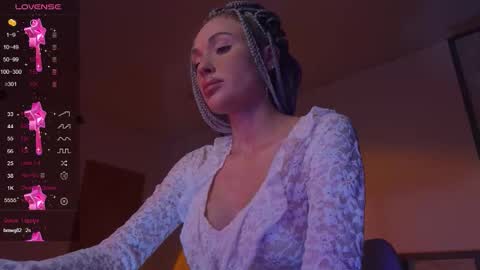 Mary online show from December 20, 10:41 am