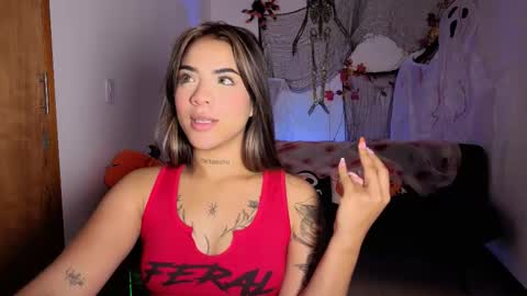 maryybellax online show from October 28, 10:36 pm
