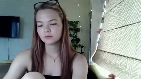 Nessa online show from July 13, 9:21 am