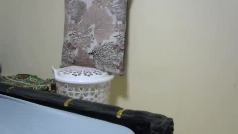 Cate online show from January 12, 2:55 pm