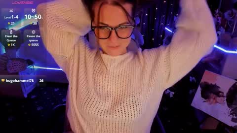 Snapshot of masha179807 chatting on December 12, 7:59 pm Masha online show from December 12, 7:59 pm