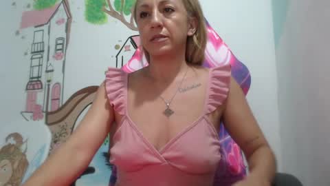 massiel ferreti online show from April 8, 11:40 pm