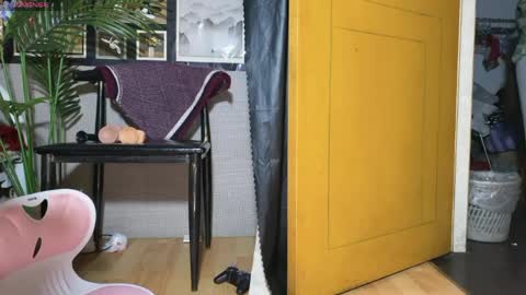 SuSu online show from April 1, 5:19 am