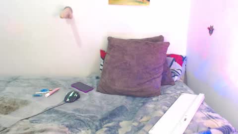 Snapshot of matraves chatting on October 31, 6:26 am matraves online show from October 31, 6:26 am