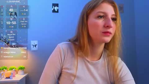 maureencoombs online show from November 24, 4:58 am