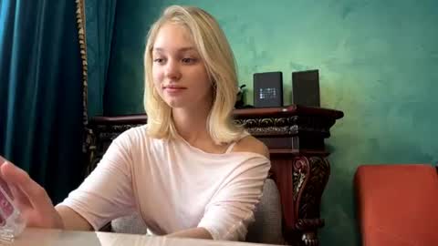 Eva  1st day online show from June 15, 10:37 am