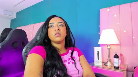 Mavy  online show from December 21, 4:03 pm