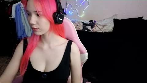 Maya Viola online show from November 17, 6:03 am