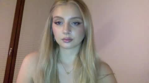 mayaflirt online show from March 24, 9:31 pm