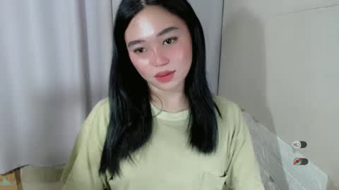 Snapshot of mayasally_ chatting on March 7, 6:35 am mayasally_ online show from March 7, 6:35 am