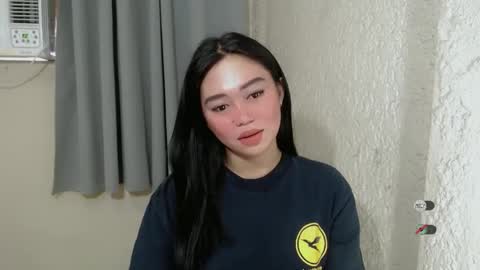 Snapshot of mayasally_ chatting on March 3, 7:15 am mayasally_ online show from March 3, 7:15 am