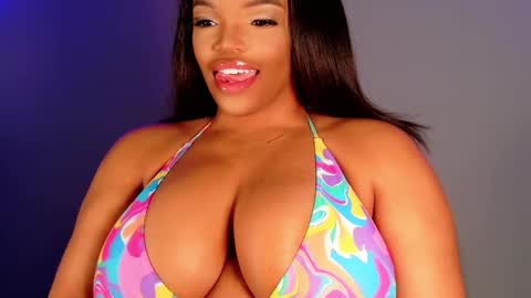 MayBabi online show from March 2, 11:41 am