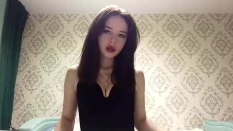 Amelia online show from October 28, 4:13 pm