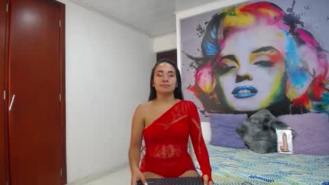 Maylin  online show from November 5, 7:30 pm