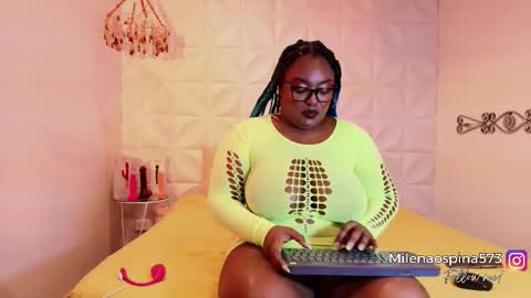 May online show from November 18, 3:40 am