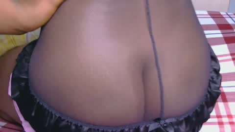 mazel_quincy online show from December 15, 9:09 pm