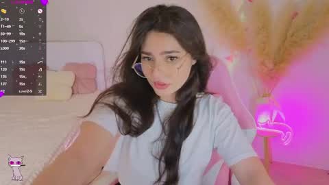 Dina online show from July 14, 7:51 pm
