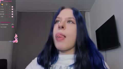 Sue online show from February 25, 6:50 pm