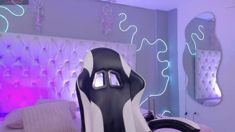 Megan  online show from March 16, 5:10 am