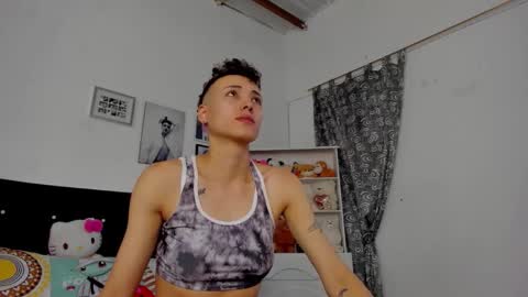 M E G A N online show from November 30, 7:18 pm