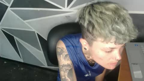 Megan and sophi online show from March 18, 3:33 am