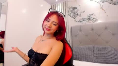 M E G A N  online show from June 25, 7:37 pm