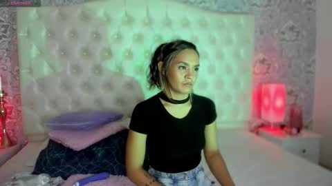 megan_tower online show from December 4, 10:54 pm