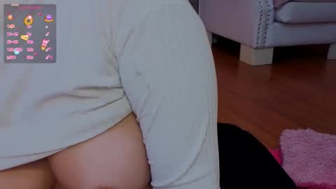 Megan  online show from December 4, 12:07 pm