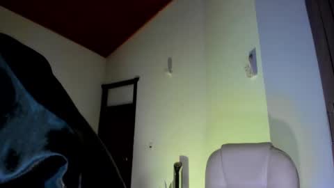 Megan M online show from February 9, 2:17 am