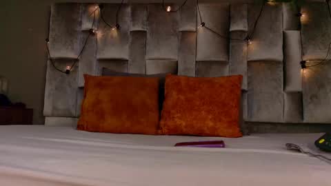 MEGAN online show from April 14, 2:44 am