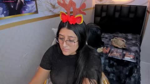 Megan  online show from December 21, 8:24 pm